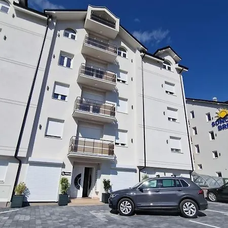 Nikac Apartamento